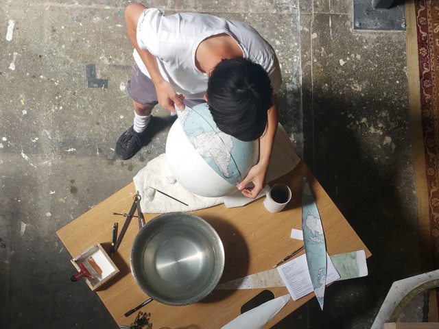 making-globes-at-bellerby-and-co